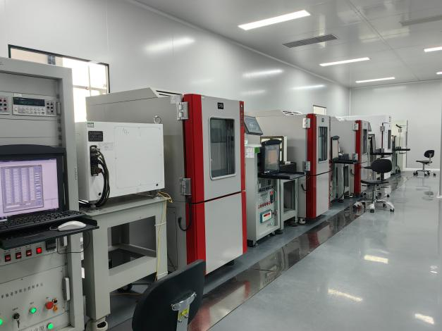 Début rapide du gyroscope à fibre optique 3s Temps de démarrage et sorties numériques RS-422 pour des résultats précis 4