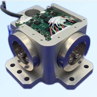 Un bon prix. Gyroscope à fibre optique en boucle fermée à haute bande passante 3 axes pour UAV en ligne